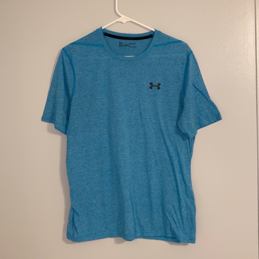 Under Armor t-shirt